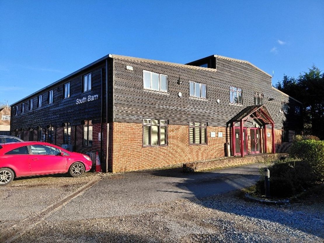 South Barn, Crockham Park, Main Road, Crockham Hill, Edenbridge, Kent, TN8 6SR