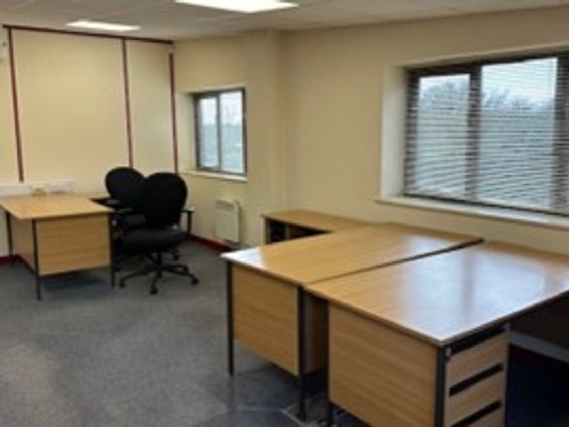 South Barn, Crockham Park, Main Road, Crockham Hill, Edenbridge, Kent, TN8 6SR