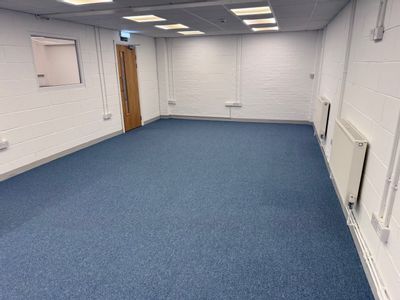 Property Image for Binns Close, Coventry, West Midlands, CV4 9TB