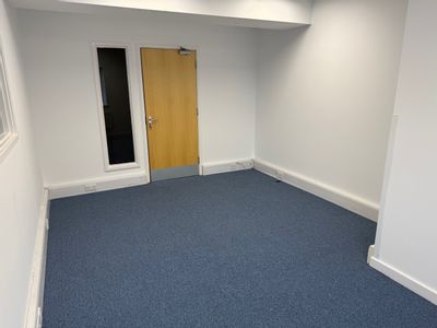 Property Image for Binns Close, Coventry, West Midlands, CV4 9TB