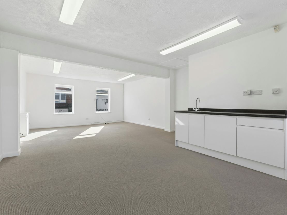 2 Dukes Place, Marlow, SL7 2QH