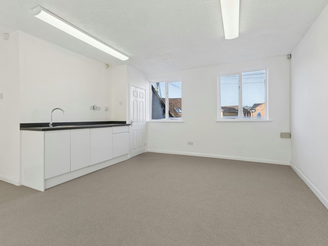2 Dukes Place, Marlow, SL7 2QH