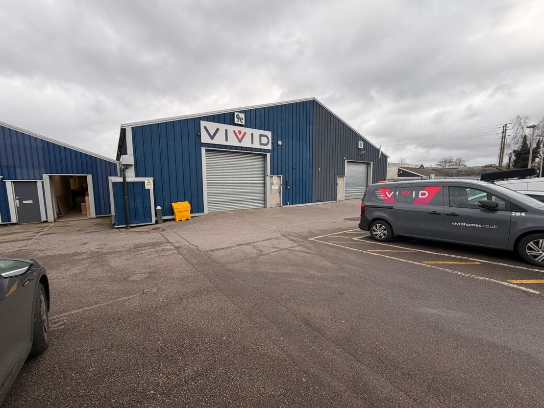 9E Farnham Trading Estate, Farnham, GU9 9NN