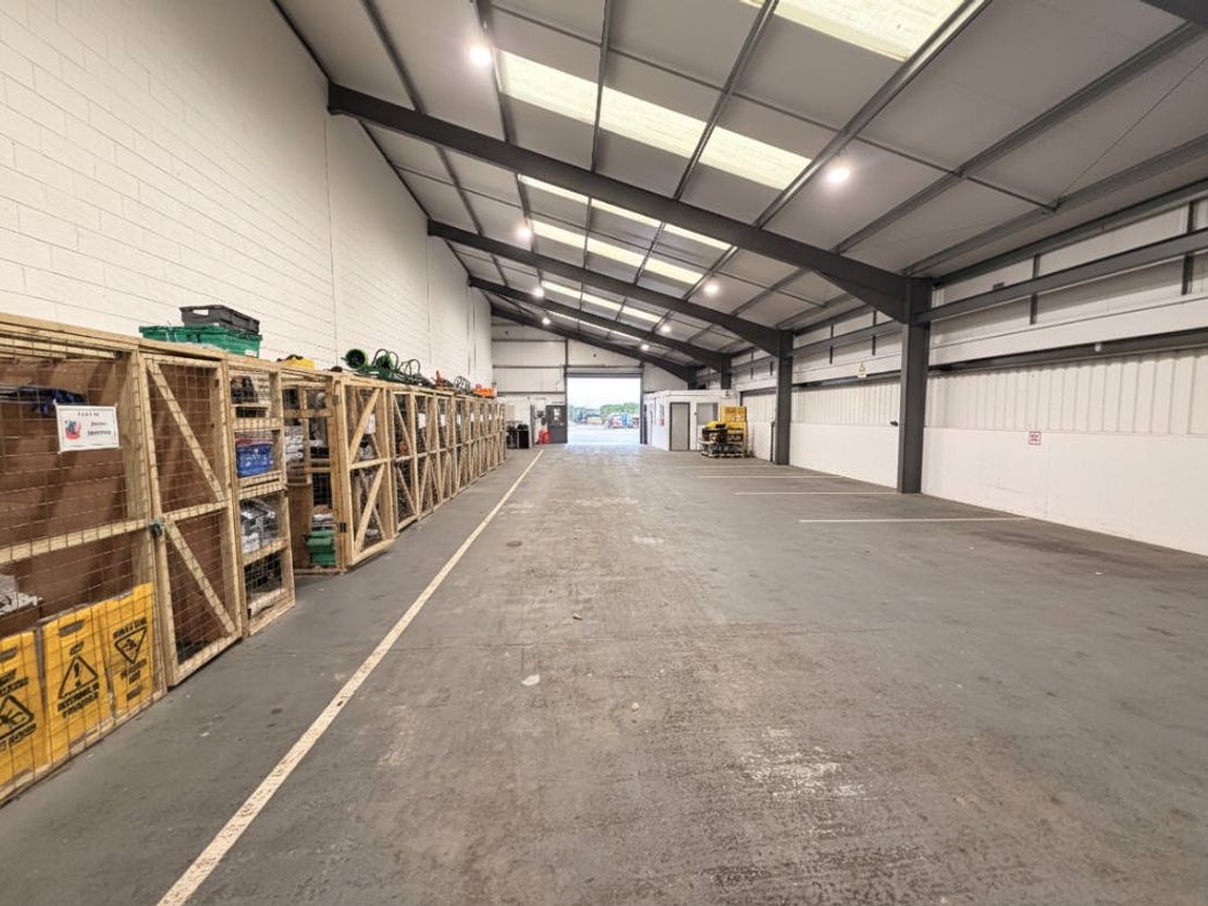 9E Farnham Trading Estate, Farnham, GU9 9NN