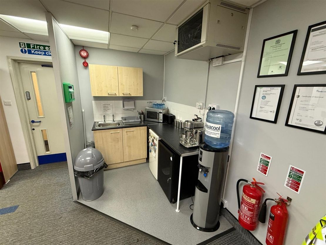 Kingfisher Business Park, Lakeside, Redditch B98 8LG