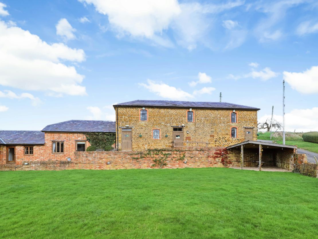 Multi-use Commercial Units, Fawsley Estate, Daventry, NN11 3BU