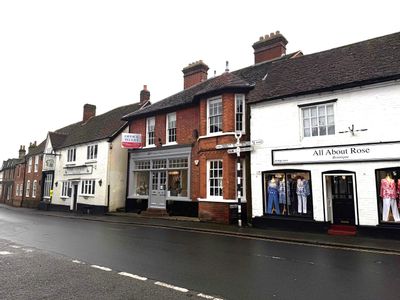 Property Image for 92 High Street, Great Missenden, Buckinghamshire, HP16 0AN