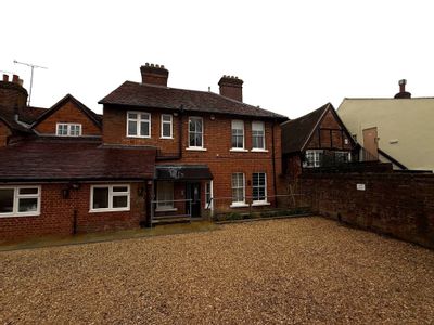Property Image for 92 High Street, Great Missenden, Buckinghamshire, HP16 0AN