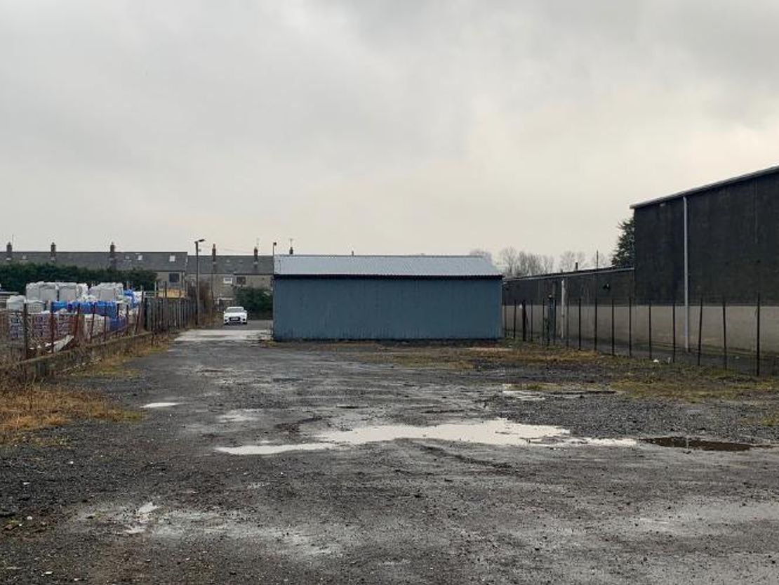 Workshop and Yard, Stirling Road, Milnathort, Kinross, KY13 9XG