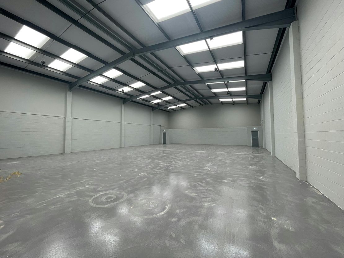 Unit 19 North Orbital Commercial Park, Napsbury Lane, St. Albans, AL1 1XB