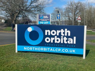 Property Image for Unit 19 North Orbital Commercial Park, Napsbury Lane, St. Albans, AL1 1XB