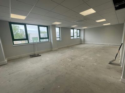 Property Image for Unit 19 North Orbital Commercial Park, Napsbury Lane, St. Albans, AL1 1XB