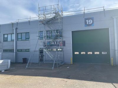 Property Image for Unit 19 North Orbital Commercial Park, Napsbury Lane, St. Albans, AL1 1XB