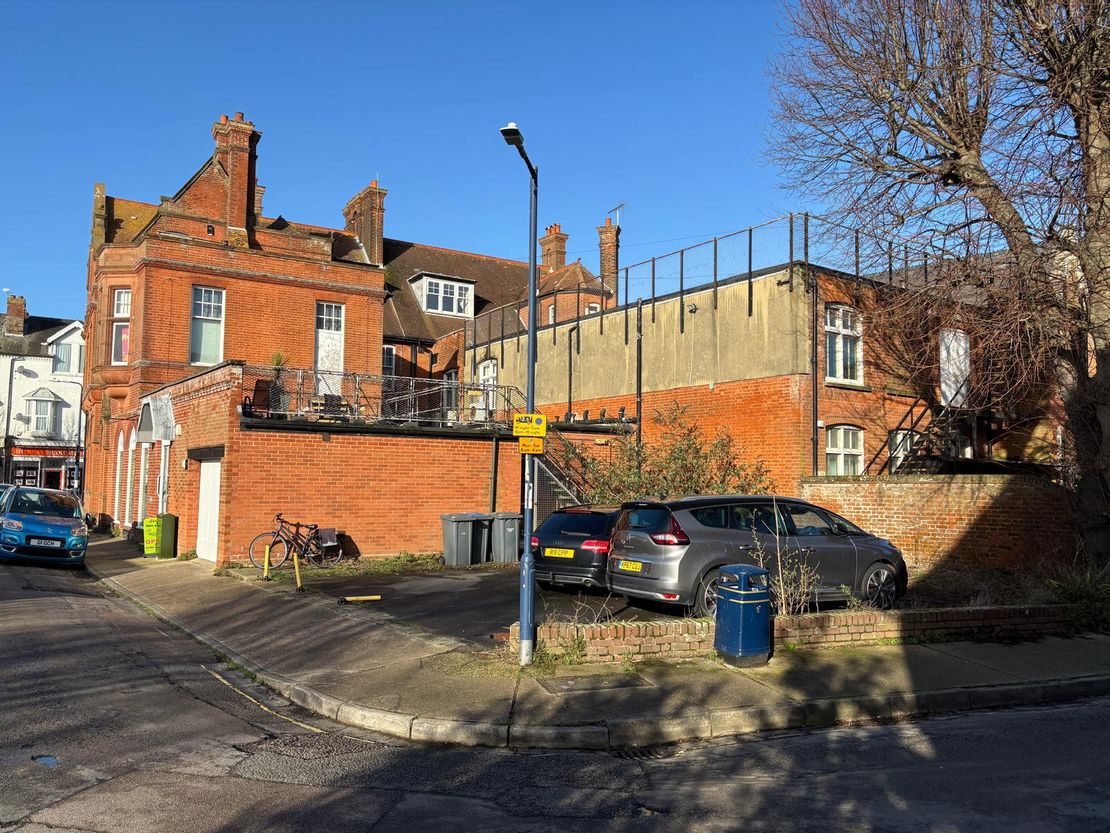 18-20 Hamilton Road & 1-3 Victoria Street, Felixstowe, Suffolk, IP11 7EW