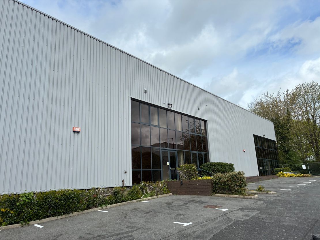 Unit 1 & 2 Brunleys, Kiln Farm, Milton Keynes, Buckinghamshire, MK11 3EW