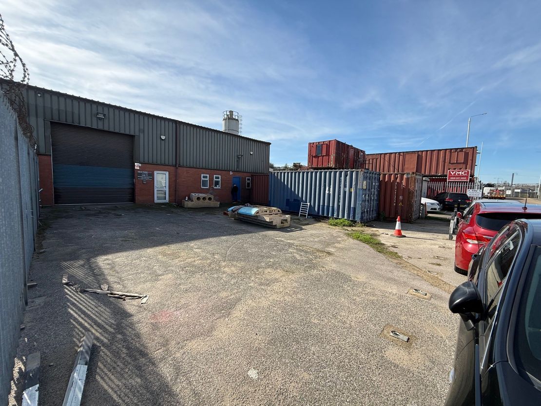 F1 Northfleet Industrial Estate, Lower Road, Northfleet, Gravesend, Kent, DA11 9SW