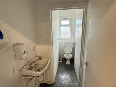 Property Image for F1 Northfleet Industrial Estate, Lower Road, Northfleet, Gravesend, Kent, DA11 9SW