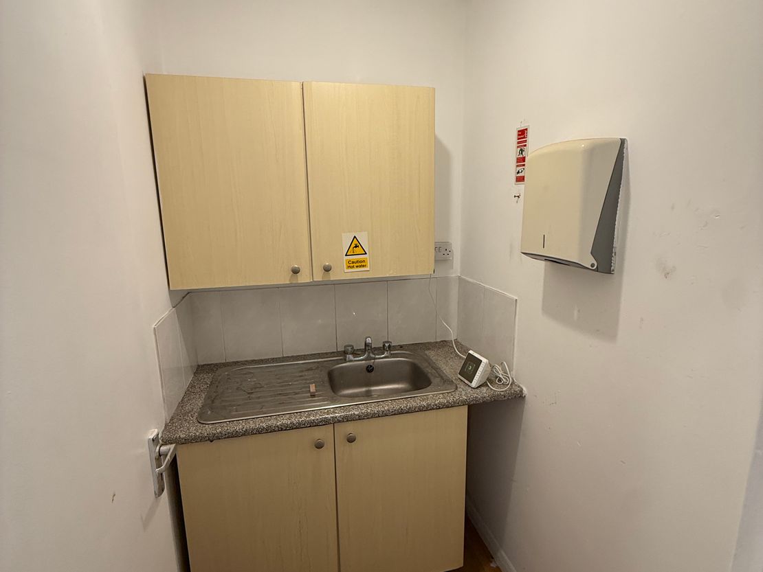 F1 Northfleet Industrial Estate, Lower Road, Northfleet, Gravesend, Kent, DA11 9SW