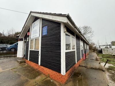 Property Image for Bath Place Wharf, Downs Road, Maldon, Essex, CM9 5HG