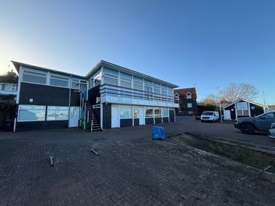 Property Image for Bath Place Wharf, Downs Road, Maldon, Essex, CM9 5HG