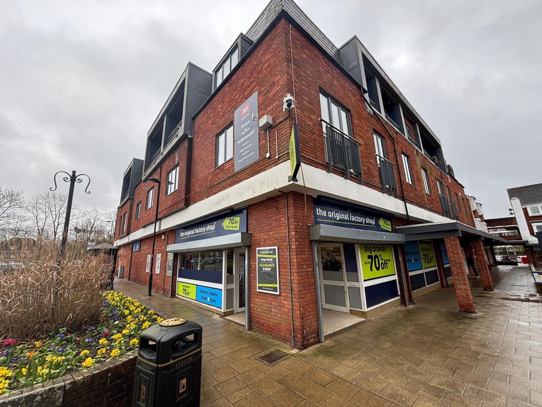 8 Dukes Mill, Broadwater Road, Romsey, Hampshire, SO51 8PJ