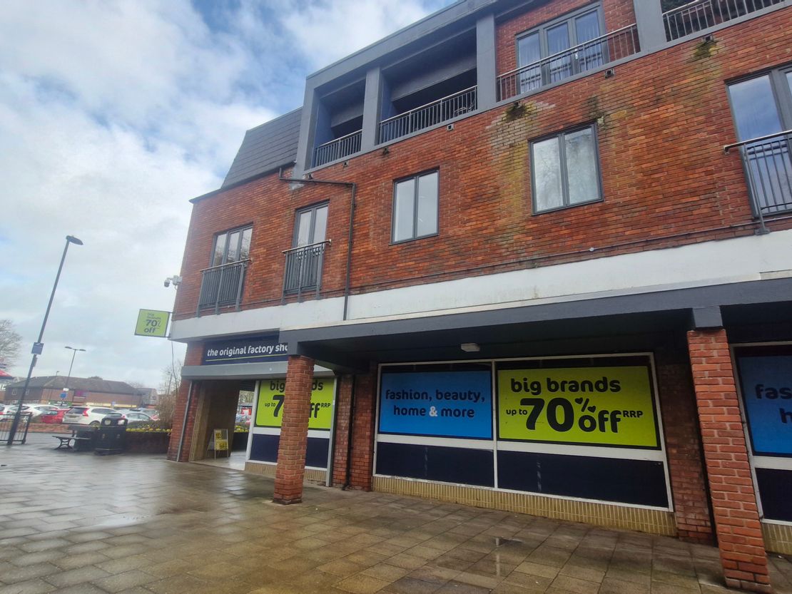 8 Dukes Mill, Broadwater Road, Romsey, Hampshire, SO51 8PJ