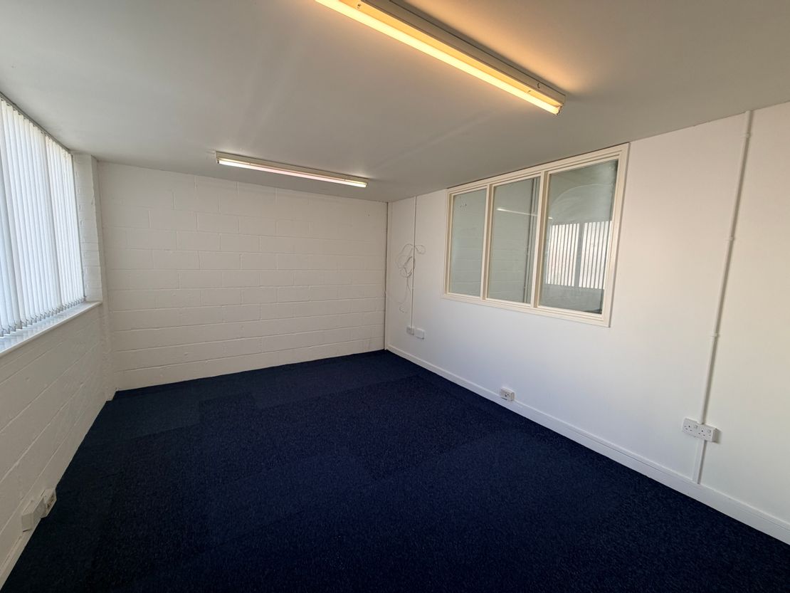 Unit 10F, Britannia Estate, Leagrave Road, Luton, Bedfordshire, LU3 1RJ