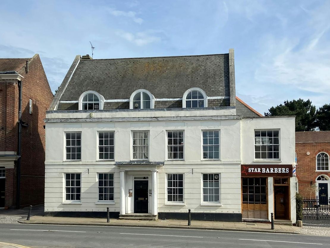 Winterton House, High Street, Westerham, Kent, TN16 1AT