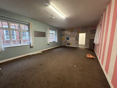 Property Image for Unit 11 Saracens Head Yard, Newark, Newark, Nottinghamshire, NG24 1XA