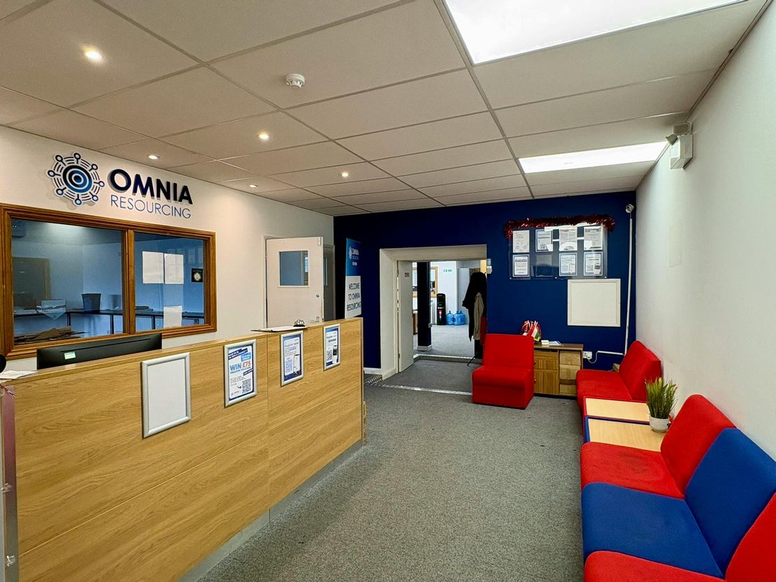 First Floor Offices, Bradleys Business Centre, Central Way, Feltham, TW14 0XQ