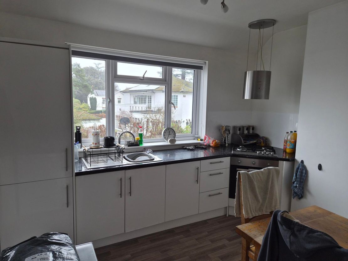 Marlborough Garage, Mount Ephraim, Tunbridge Wells, Kent, TN4 8BB