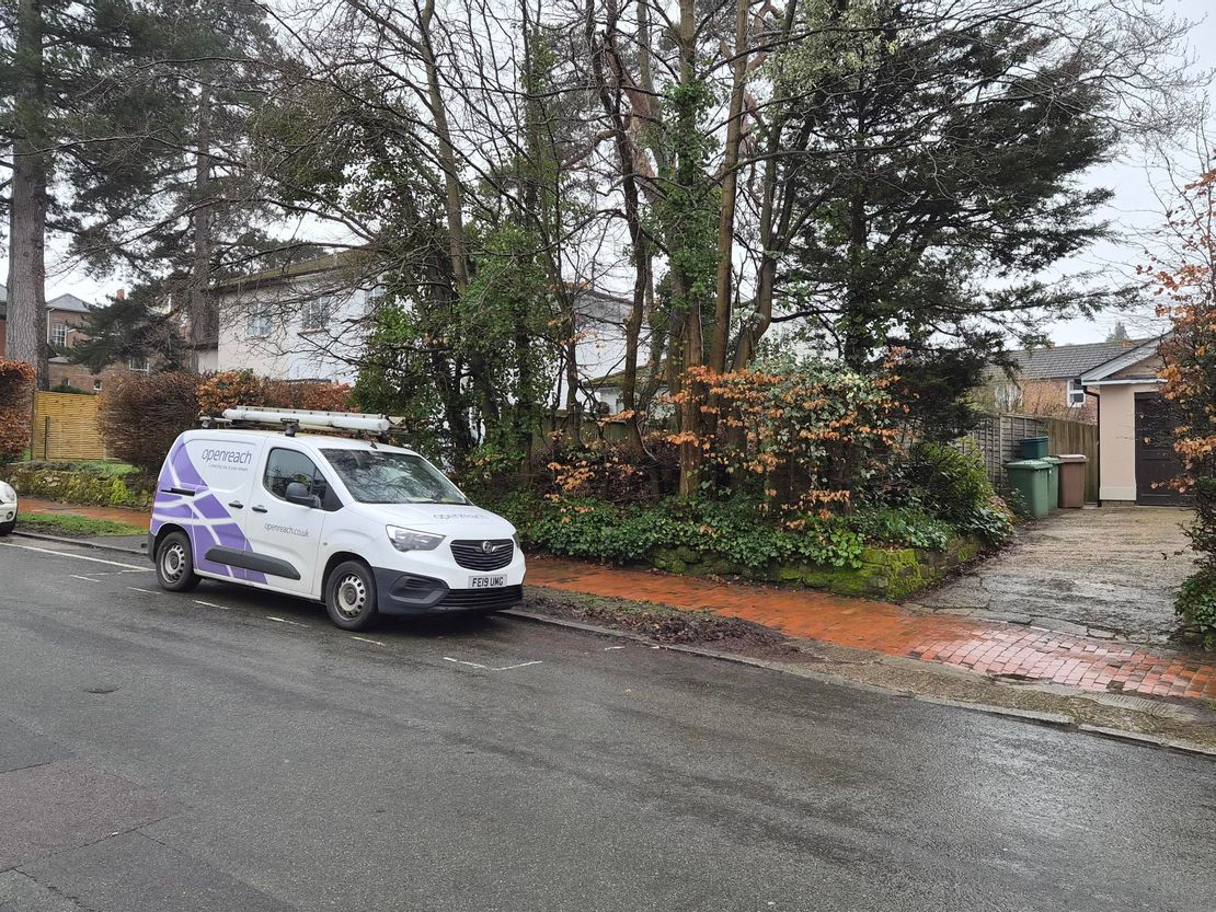 Marlborough Garage, Mount Ephraim, Tunbridge Wells, Kent, TN4 8BB