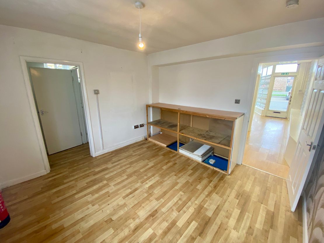 96 Clarence Road, Leighton Buzzard, Bedfordshire, LU7 3EL