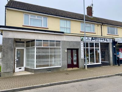 Property Image for 96 Clarence Road, Leighton Buzzard, Bedfordshire, LU7 3EL