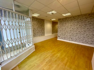 Property Image for 96 Clarence Road, Leighton Buzzard, Bedfordshire, LU7 3EL