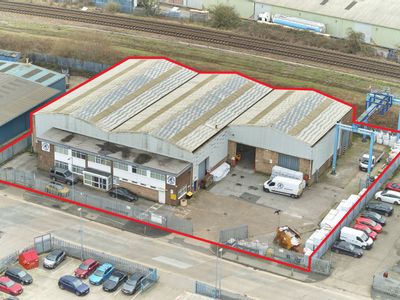 Property Image for 18 Wiltshire Road, Hull, East Riding of Yorkshire, HU4 6PA