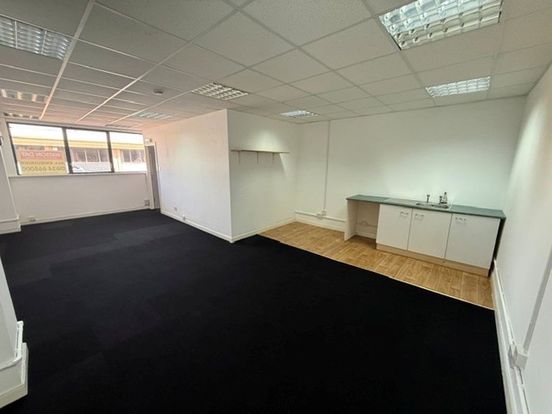 B7 Laser Quay, Culpeper Close, Medway City Estate, Rochester, Kent, ME2 4HU