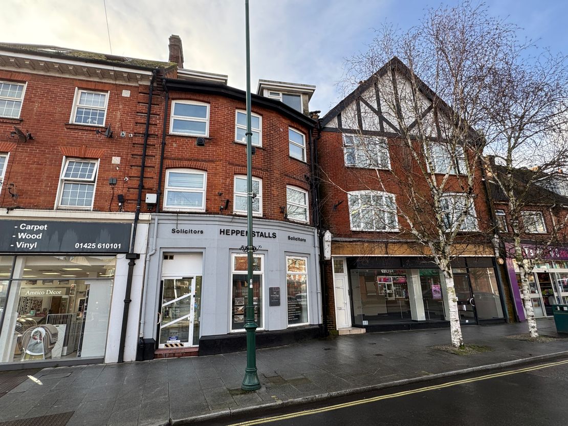 78-82 Station Road, New Milton, Hampshire, BH25 6LE