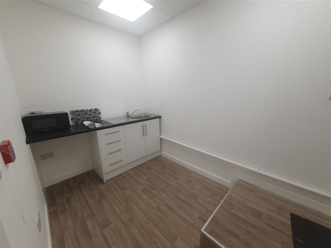 96 New Street, Huddersfield