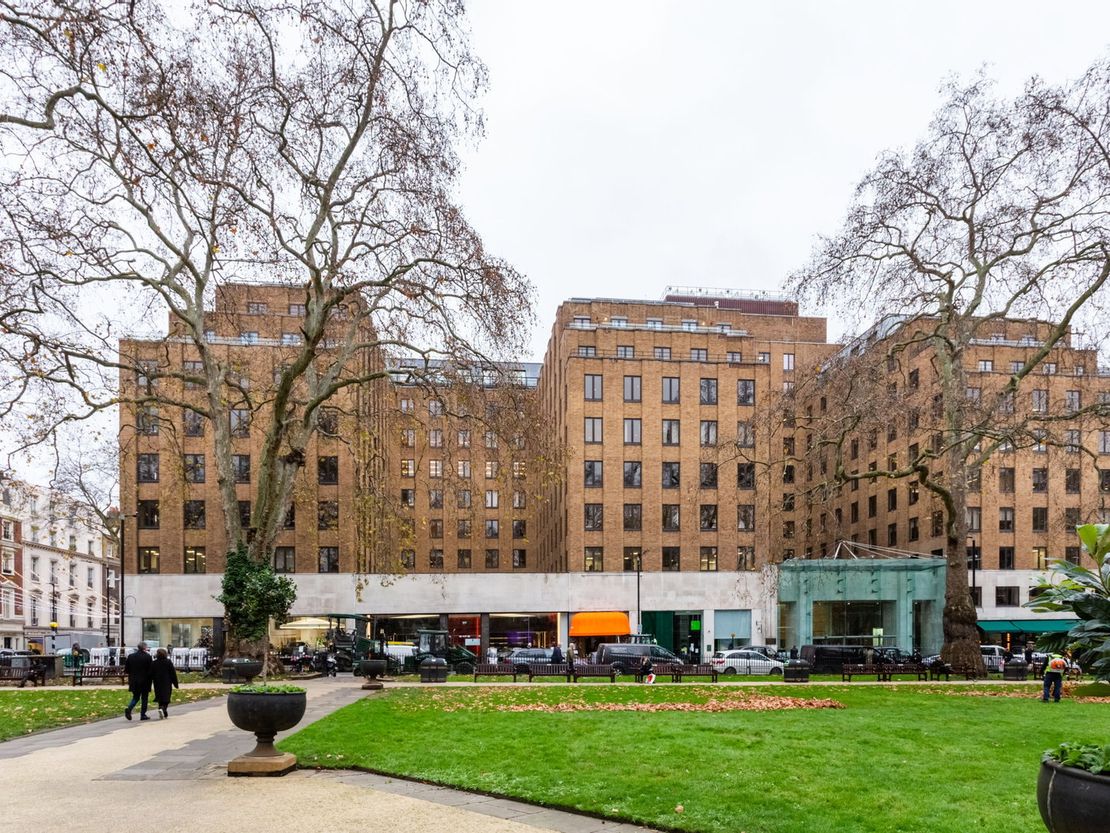 Berkeley Square, Berkeley Square House, London, Greater London, United Kingdom, W1J 6BD