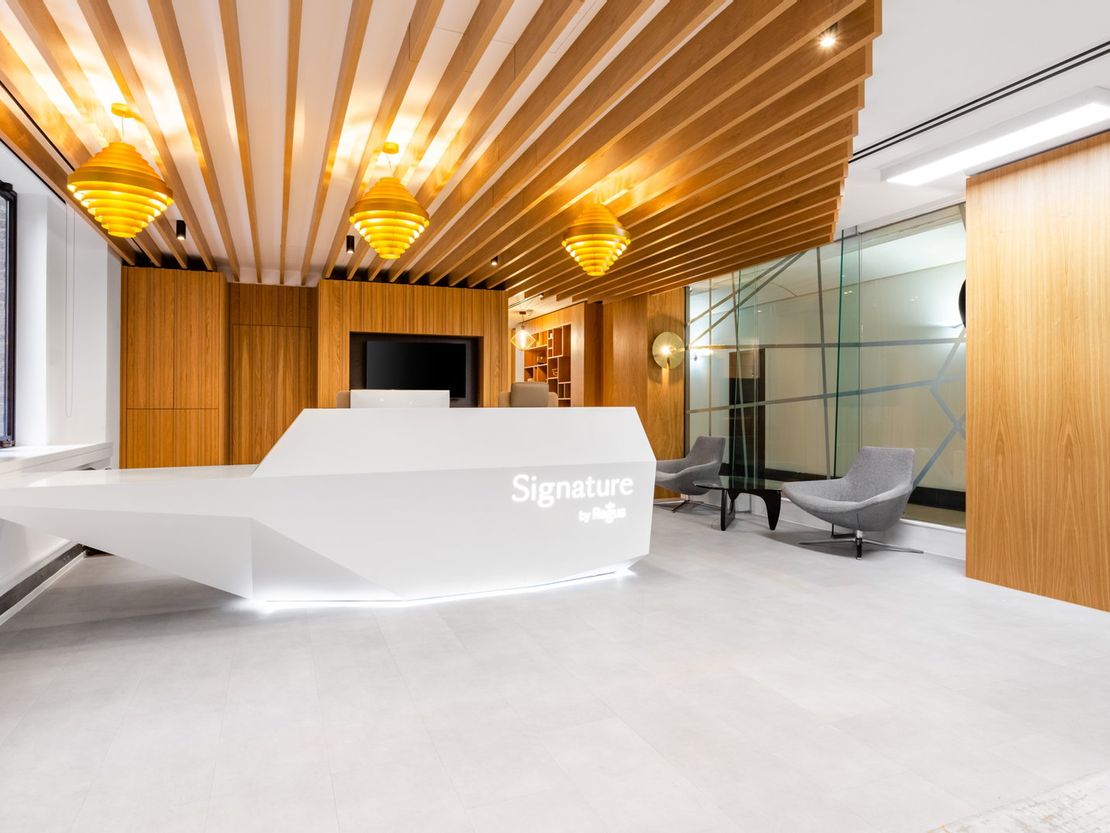 Berkeley Square, Berkeley Square House, London, Greater London, United Kingdom, W1J 6BD