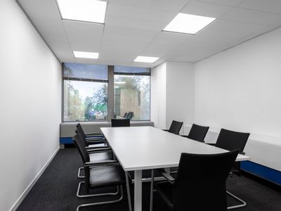 Property Image for High Street, Maple House, Potters Bar, Hertfordshire, United Kingdom, EN6 5BS