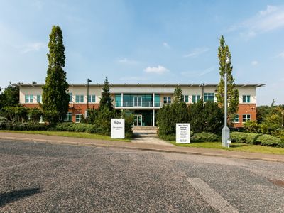 Property Image for Capability Green, 960, Luton, Bedfordshire, United Kingdom, LU1 3PE