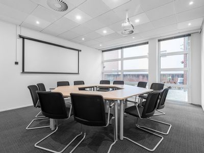 Property Image for London Road, Castle Court, 41, Reigate, Surrey, United Kingdom, RH2 9RJ