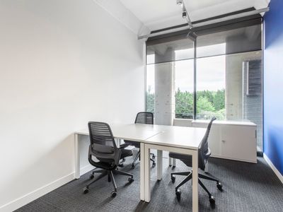 Property Image for Fort Parkway, Fort Dunlop, Birmingham, West Midlands, United Kingdom, B24 9FE