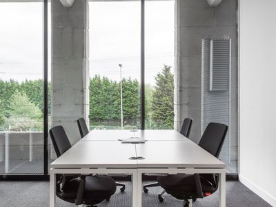 Property Image for Fort Parkway, Fort Dunlop, Birmingham, West Midlands, United Kingdom, B24 9FE