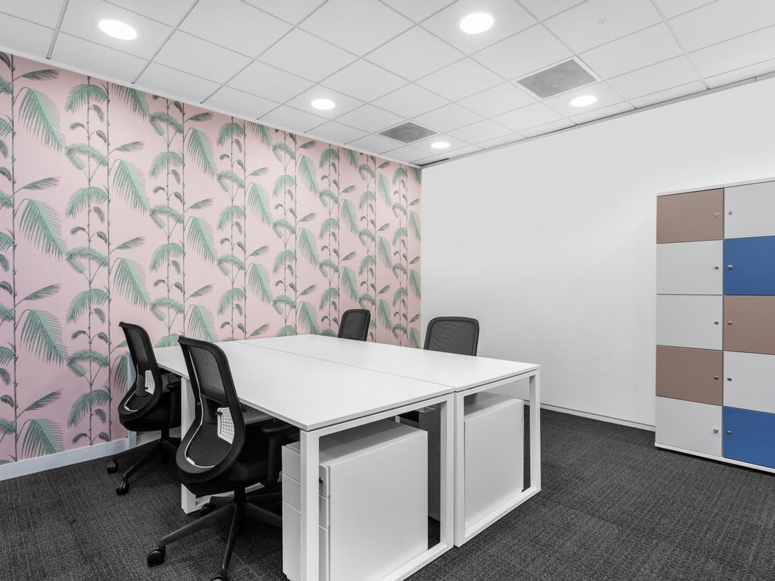 Brook Drive, 200, Reading, Berkshire, United Kingdom, RG2 6UB