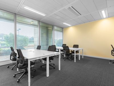 Property Image for Breakspear Way, Ground Floor, Hemel Hempstead, Hertfordshire, United Kingdom, HP2 4TZ
