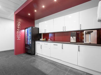 Property Image for Breakspear Way, Ground Floor, Hemel Hempstead, Hertfordshire, United Kingdom, HP2 4TZ