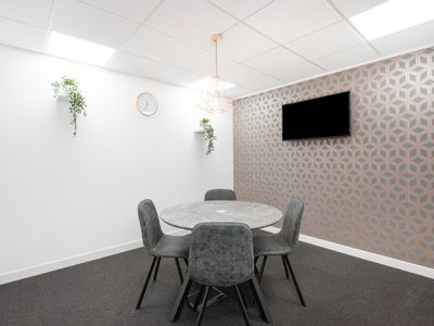 Property Image for 2 Fitzalan Road, 15th, Cardiff, South Glamorgan, United Kingdom, CF24 0EB